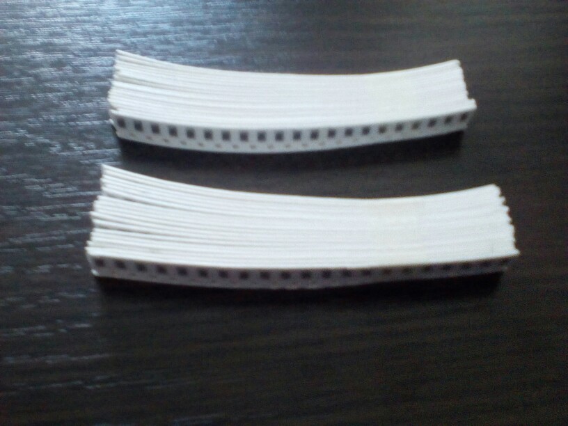 B0020 free shipping 1206 SMD Resistor Kit 1% 1/4W 0.25W (1 ohm~10 Mohm) 36 Value * 20pcs =720pcs Chip Resistor Assorted Samples