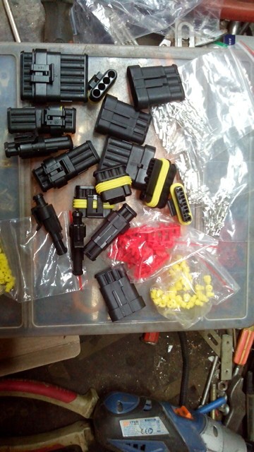 6 sets contain (1+2+3+4+5+6P) for AMP 1.5 Connectors adapter connector, Automotive waterproof connectors Xenon lamp connector