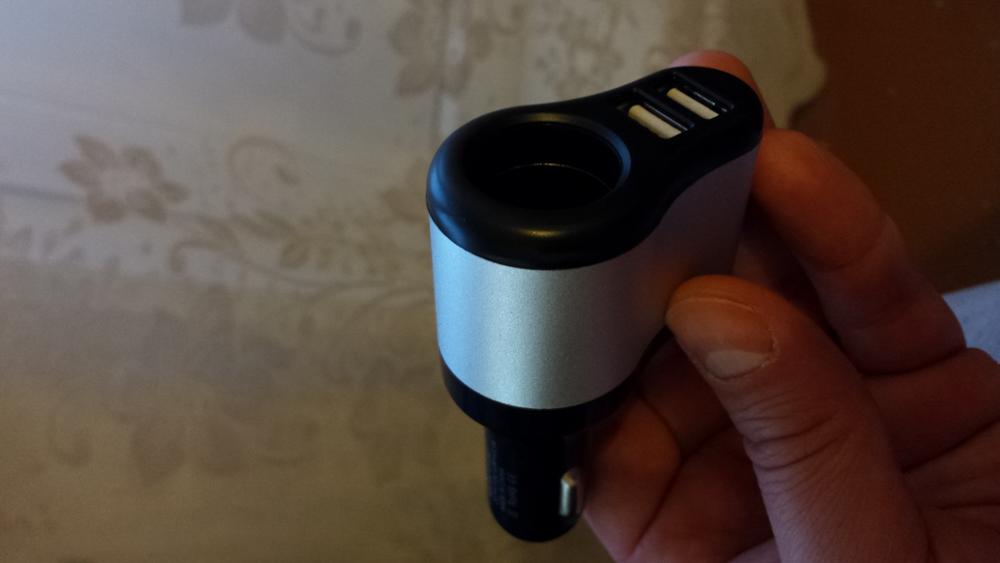 3 Color Brand New 12V 1A 2.1A Universal Car Charger 2 Ports Dual USB One Way Car Cigarette Lighter Charger Power Socket Adapter