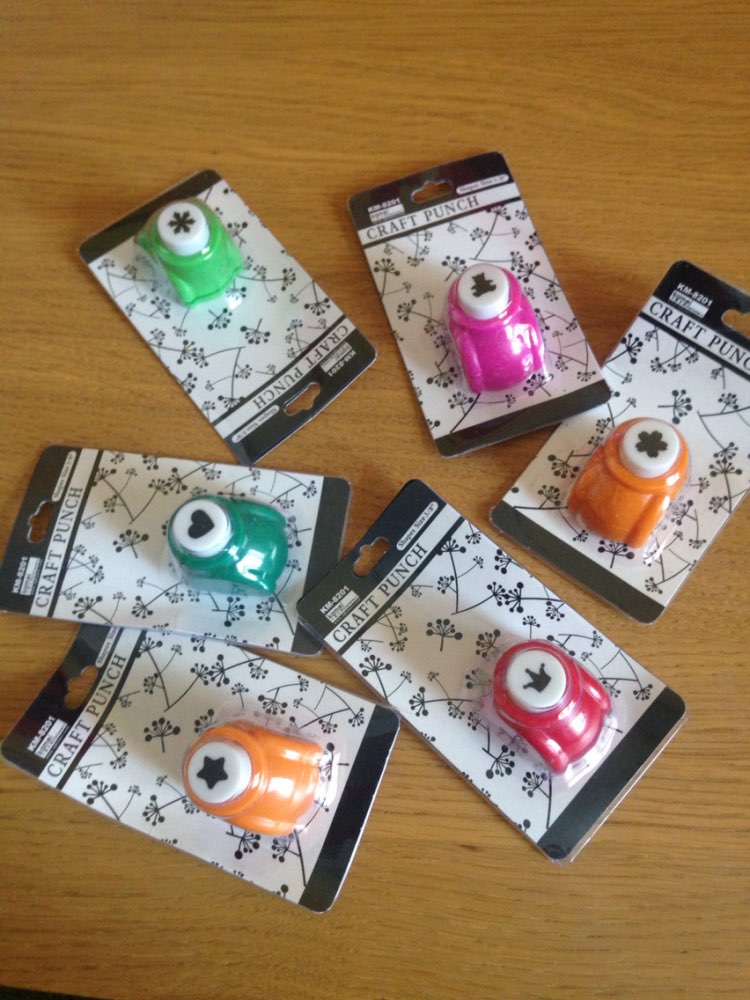 1 PCS Kid Child Mini Printing Paper Hand Shaper Scrapbook Tags Cards Craft DIY Punch Cutter Tool 20 Styles