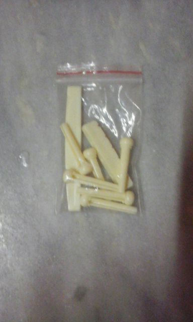 A Set Of Folk Guitar Nut Bridge Pins Bony Saddle White guitar Parts & Accessories