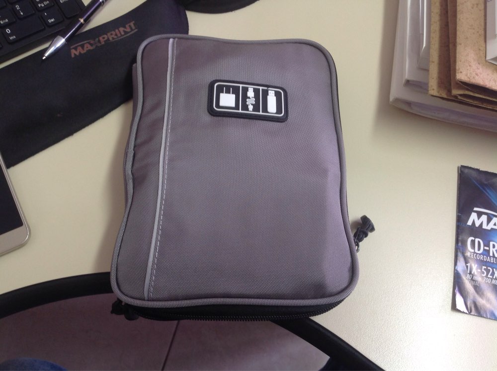 New Electronic Accessories Travel Bag Nylon Mens Travel Organizer For Date Line SD Card USB Cable Digital Device Bag