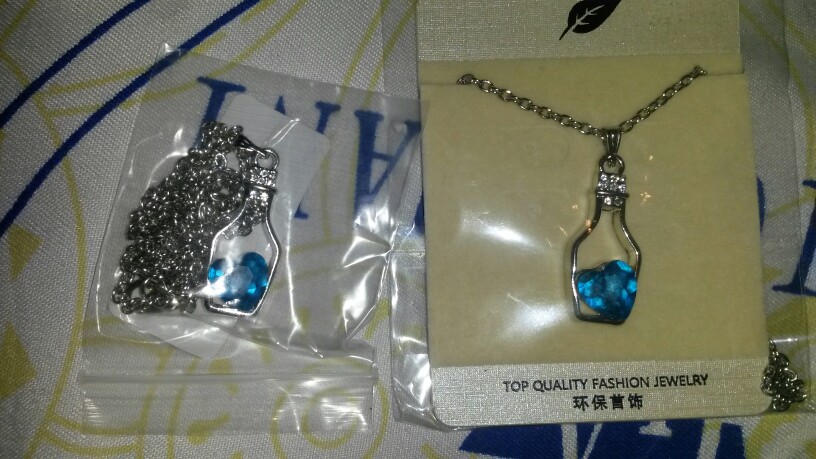 Creative Women Fashion Necklace Ladies Popular Style Love Drift Bottles Pendant Necklace Blue Heart Crystal Pendant Necklace