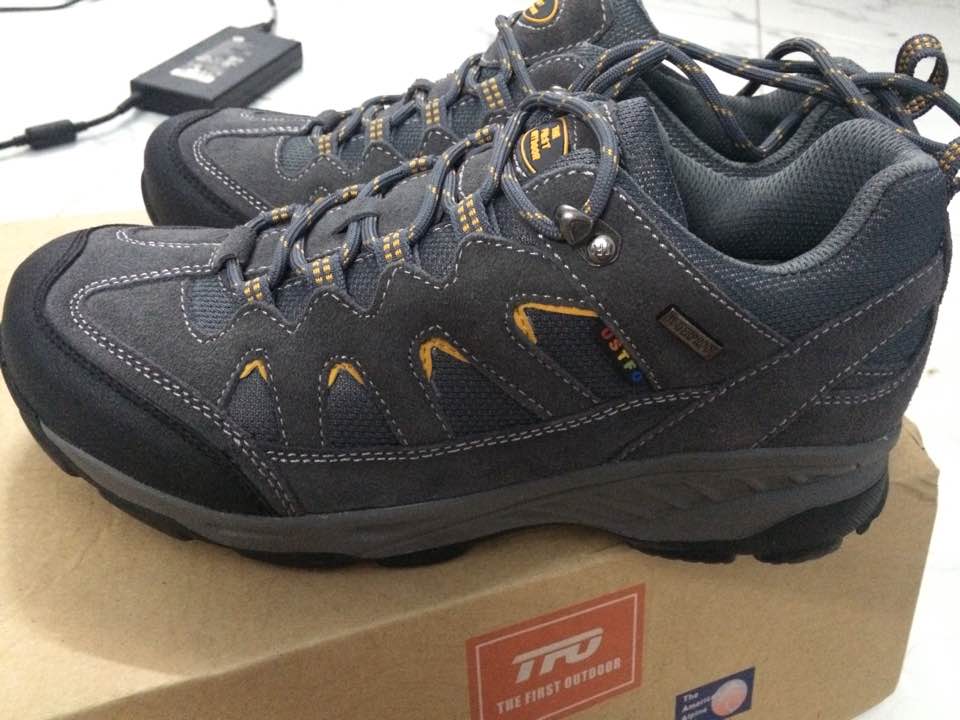 TFO Man Hiking Shoes Men Climbing Shoes Breathable Sport Walking Shoes Hunting Athletic Shoes Outdoor Waterproof Sneakers 089M