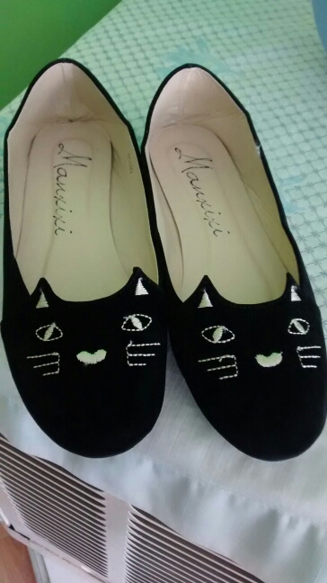 Hot Star Shoes 2016 New Black Brand Female Flat Shoes Women Fashion Cats Embroidery Flats Suede PU Plus size Casual Shoes Woman