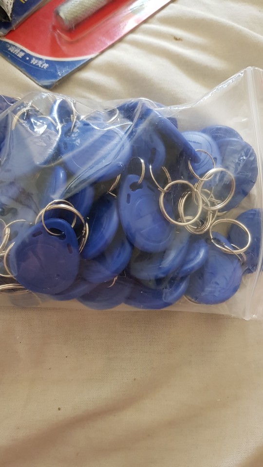 50pcs T5577 EM4305 Copy Rewritable Writable Rewrite Duplicate RFID Tag Can Copy EM4100 125khz card Proximity Token Keyfobs